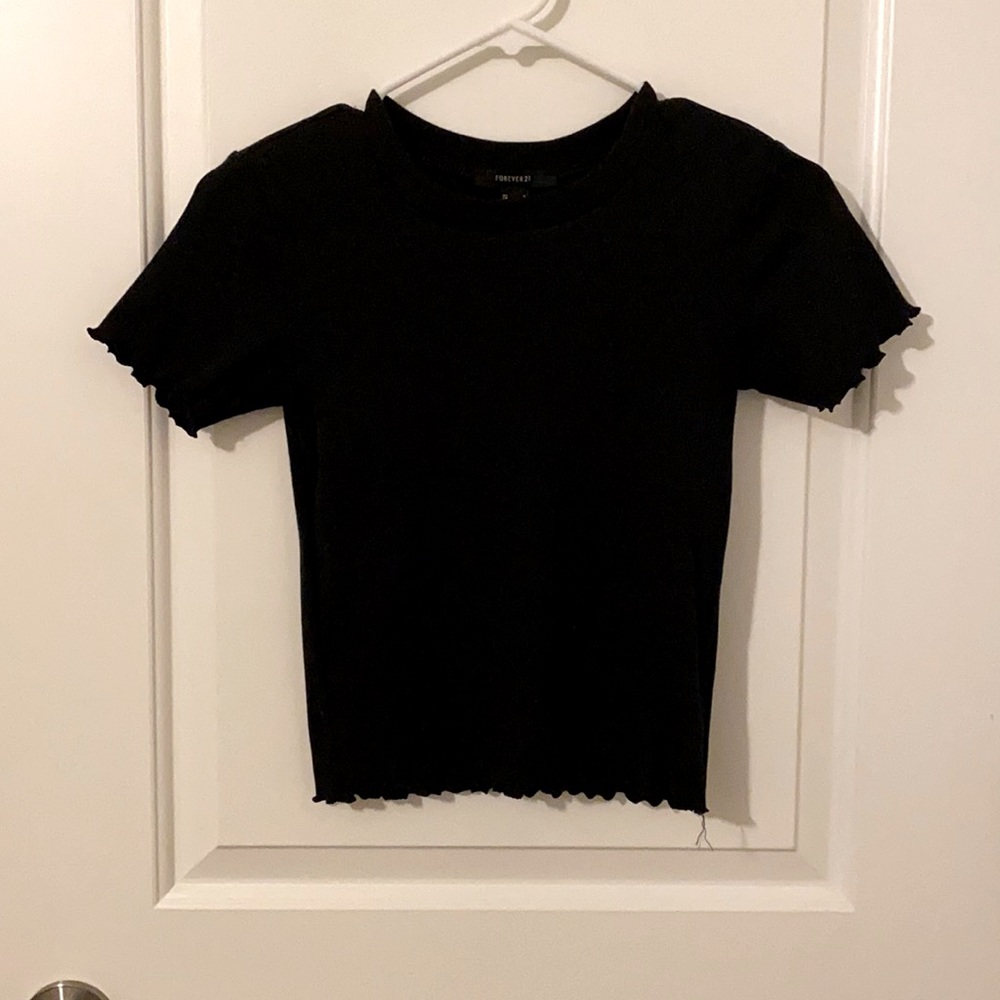 Black Cropped Tee